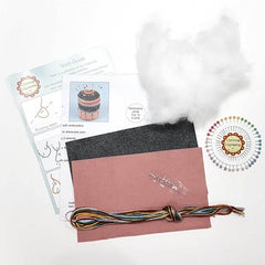 KIT FEUTRINE DIY PIQUE-ÉPINGLES BRODÉ – CORINNE LAPIERRE