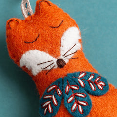 KIT FEUTRINE DIY PETIT RENARD BRODÉ FOLK – CORINNE LAPIERRE